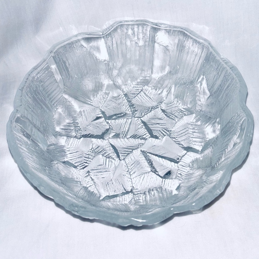 Hoya Crystal Ice Glass Bowl Mid Century Modern Japan Glacier Iceberg Heavy 1970s